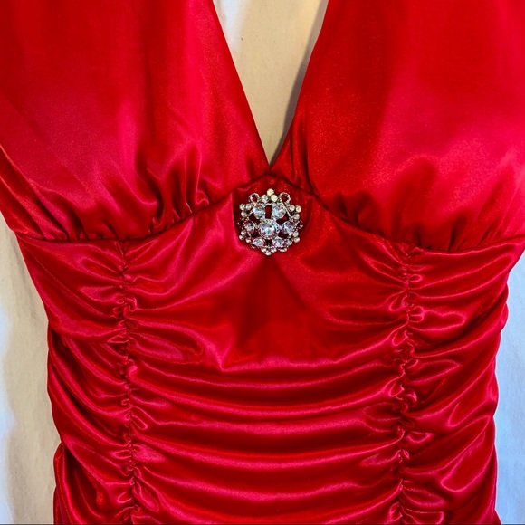 Ruby Rox Homecoming/Prom dress - Picture 2 of 4